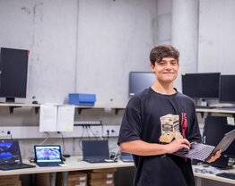 jobs_ausbildung_technik_3 | © © www.Lindner-Group.com