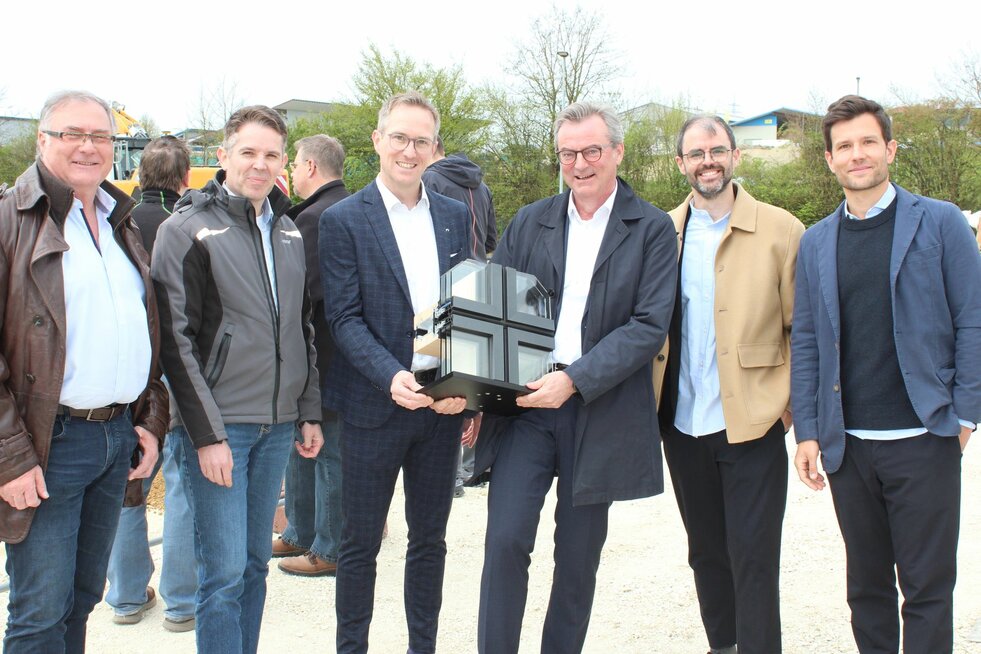 img-de-Spatenstich-WOLF-Besucherzentrum