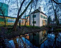 img_DE_Schlosspark Mariakirchen Außenansicht