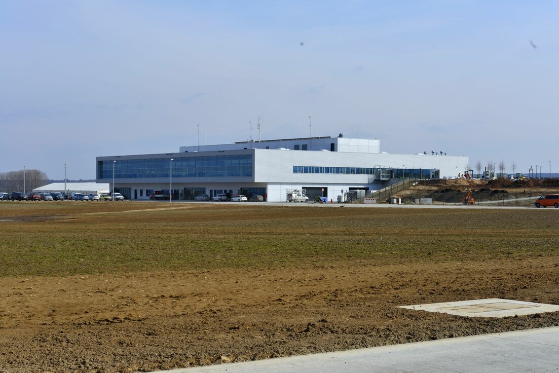 img_de_kassel_airport_4