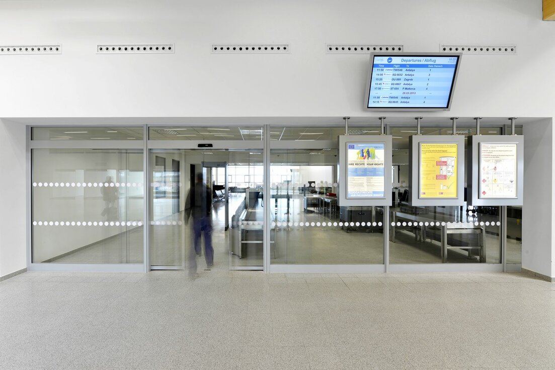 img_de_kassel_airport_12 img_de_kassel_airport_12