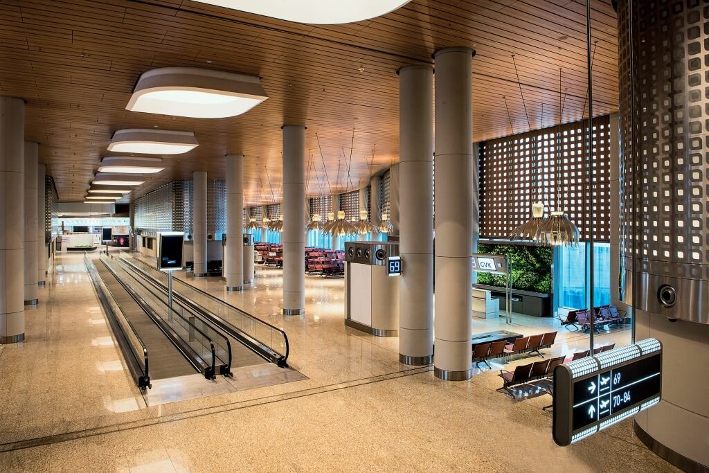img_in_mumbai_airport_2