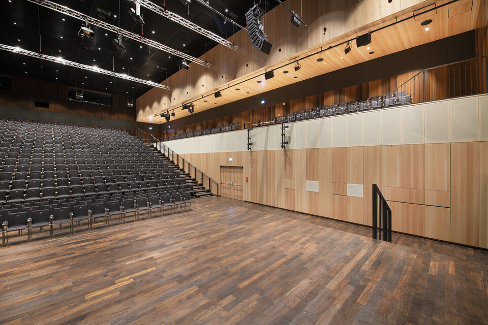 References │ Experience Impressive Building Projects | kING Hall for ...