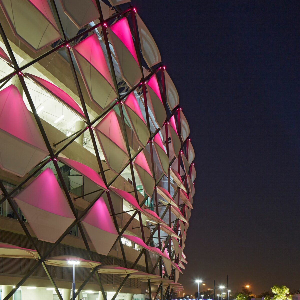 img_vae_hazza_bin_zayed_1