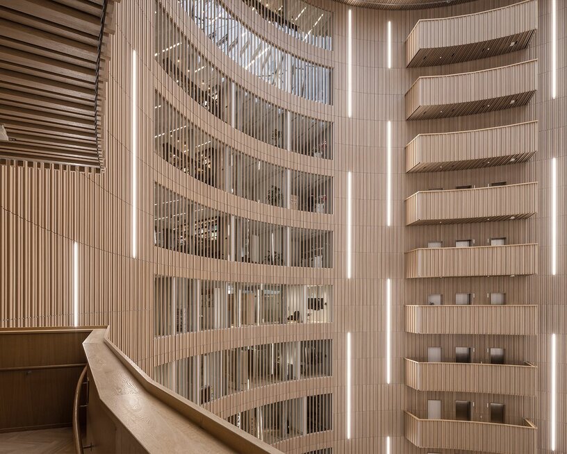 06-redmolen-copenhagen_corridor