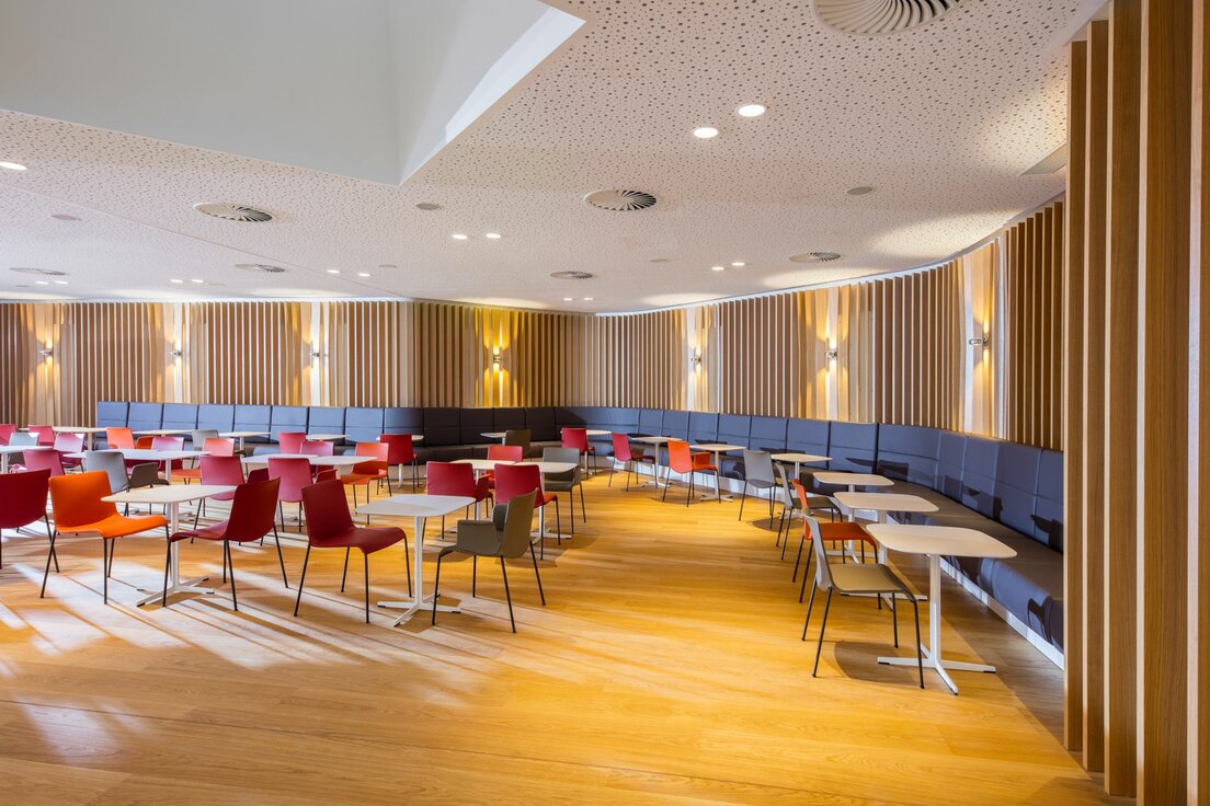 img_de_airport_lounge_wld_38