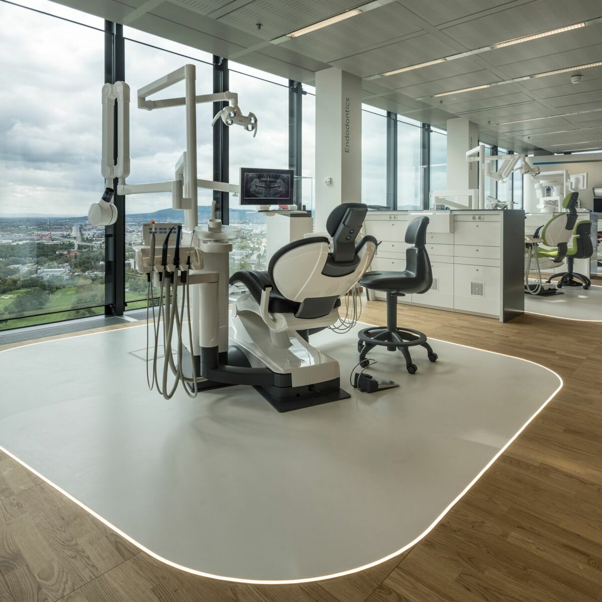 img_at_dentsply_sh_10