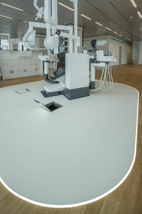 img_at_dentsply_sh_7