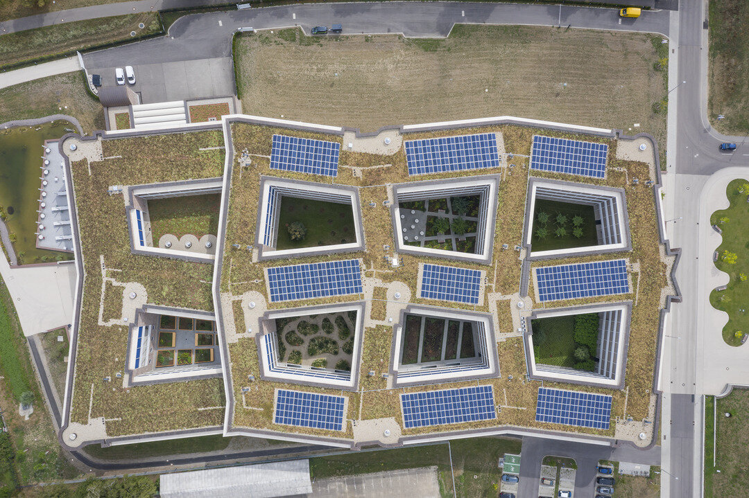 img_de_DM_Zentrale_8