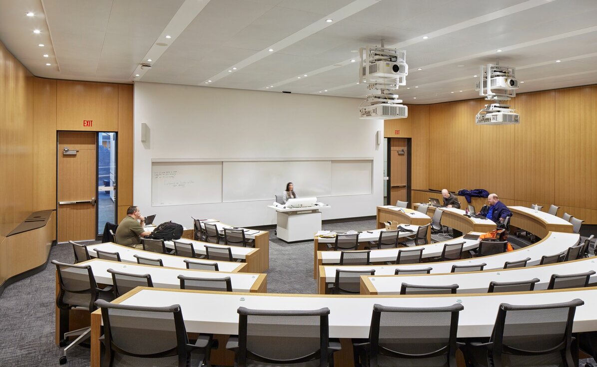 img-usa-kellogg-school-of-management-6 img-usa-kellogg-school-of-management-6