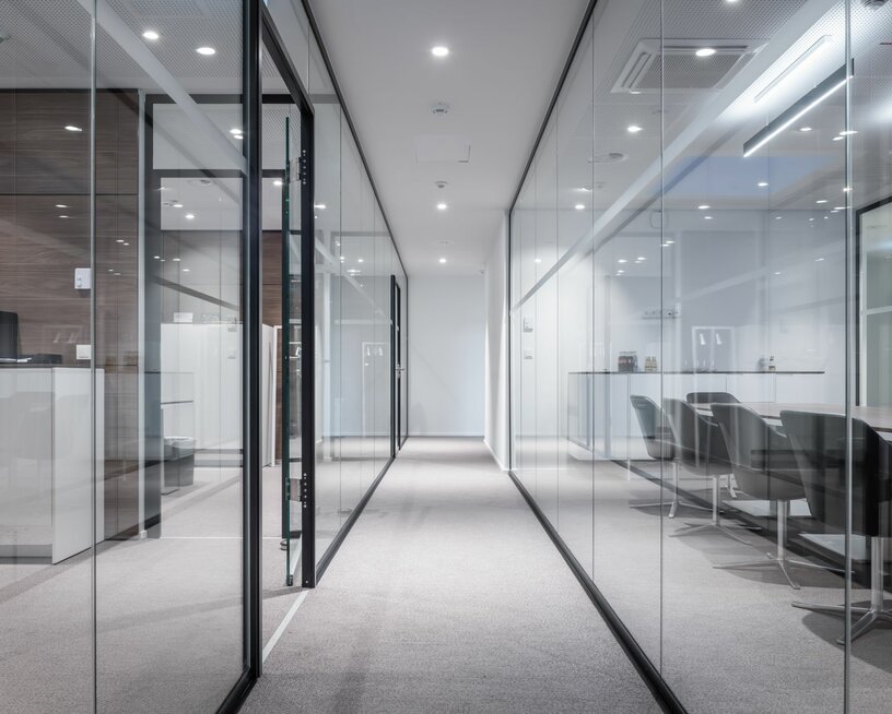 img_ch_porsche_roost_2