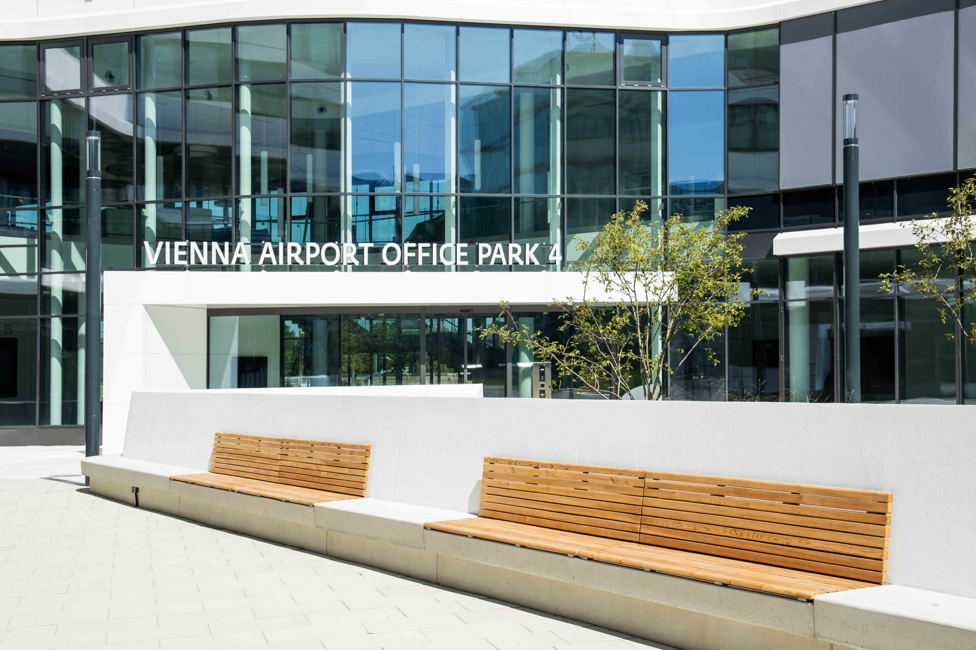 img-at-vienna airport office park 4-03