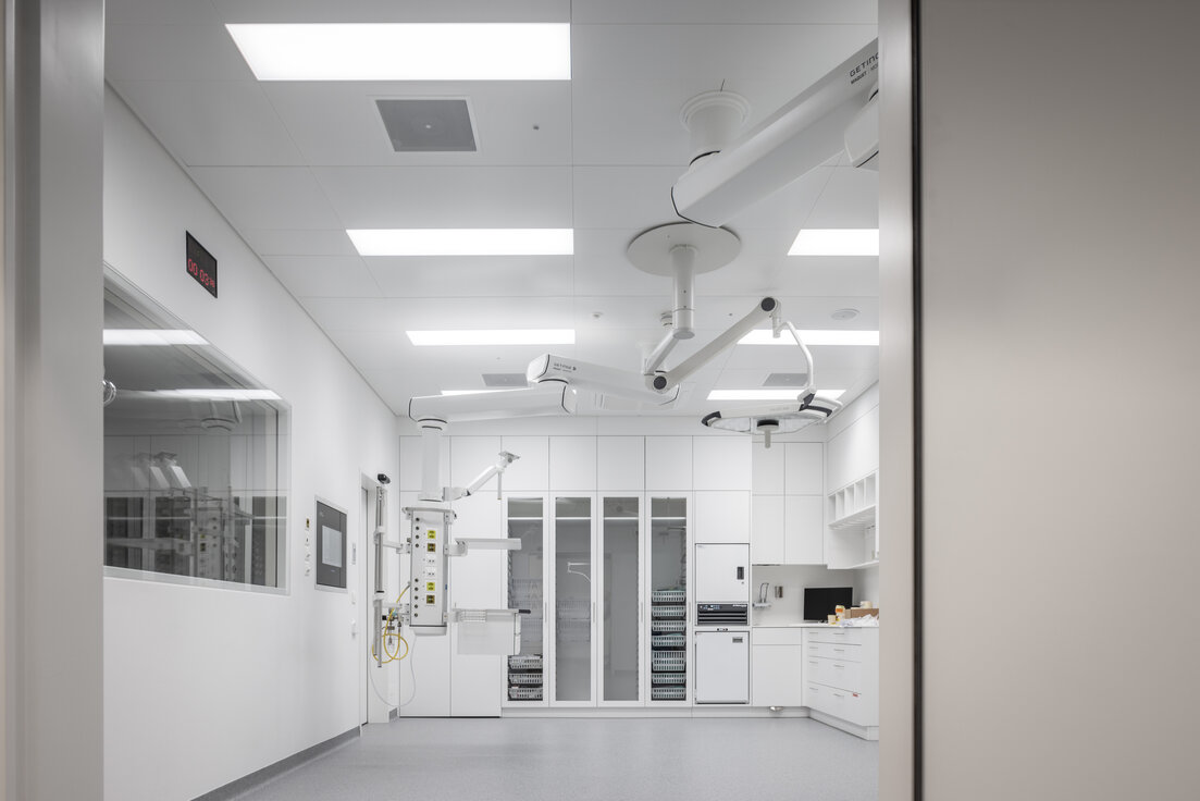 © © www.Lindner-Group.com © © www.Lindner-Group.com