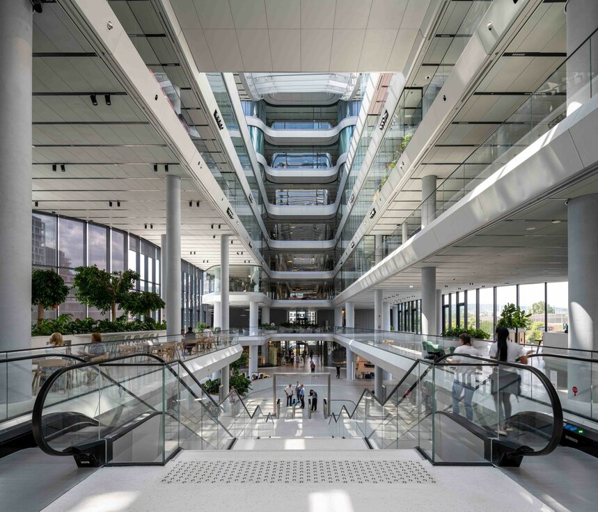 img-hun-mol campus budapest-40