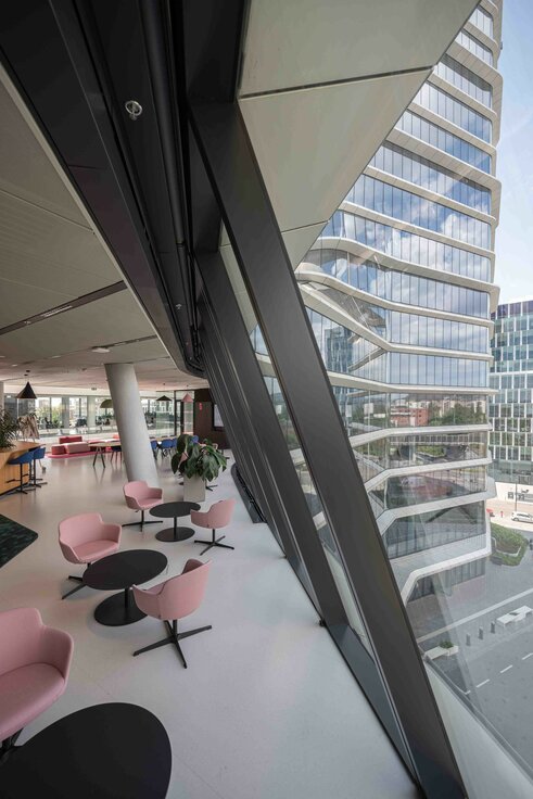 img-hun-mol campus budapest-38