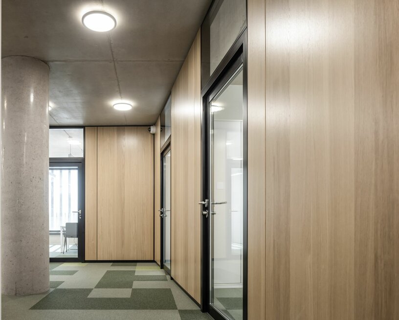 img-lux-pole-d-echange-serra-24