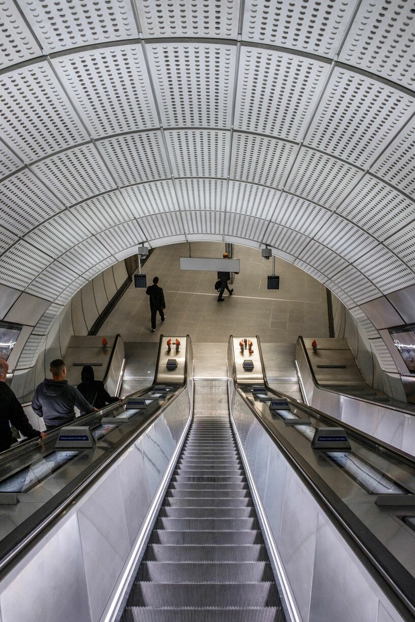 img-uk-elizabeth-line-bond-street (7)