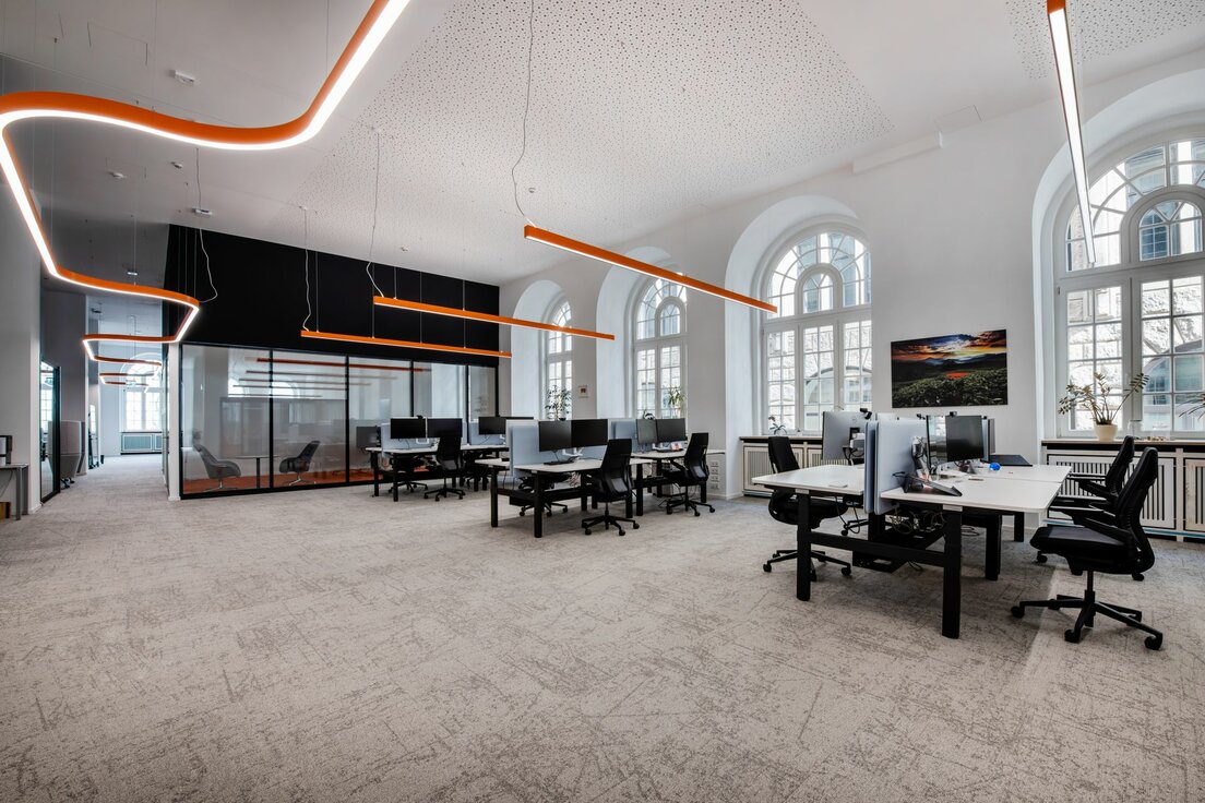 img-de-hapag-lloyd-ballindamm-hamburg-08