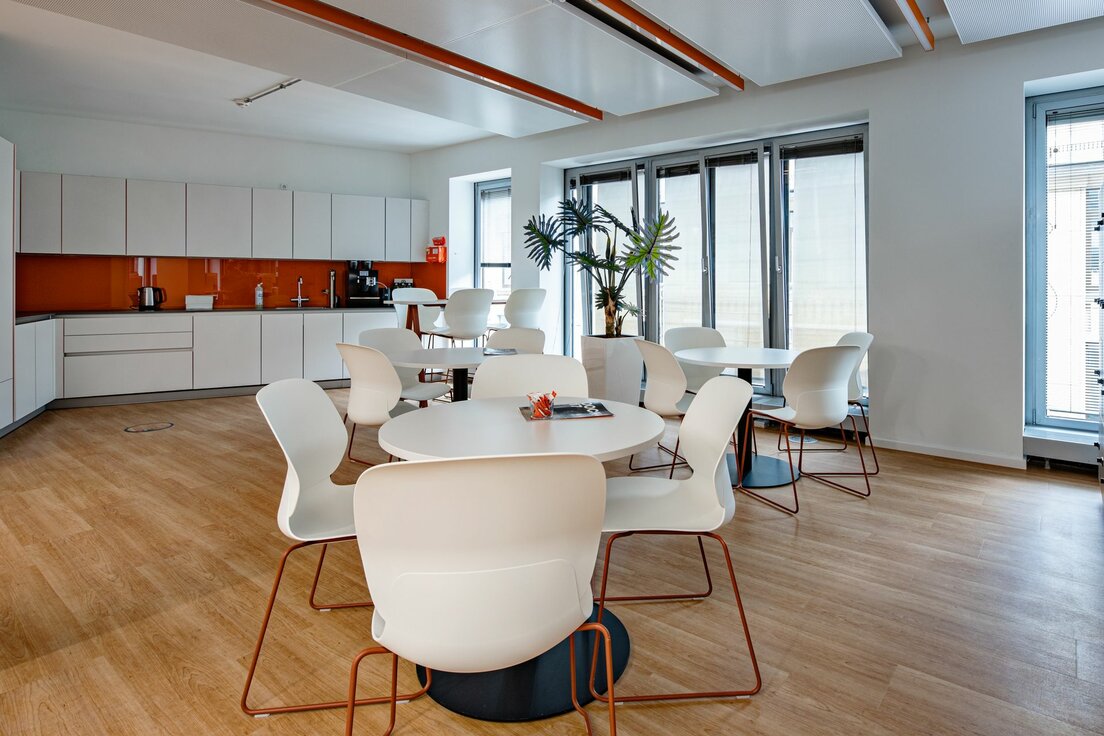 img-de-hapag-lloyd-rosenstrasse-05