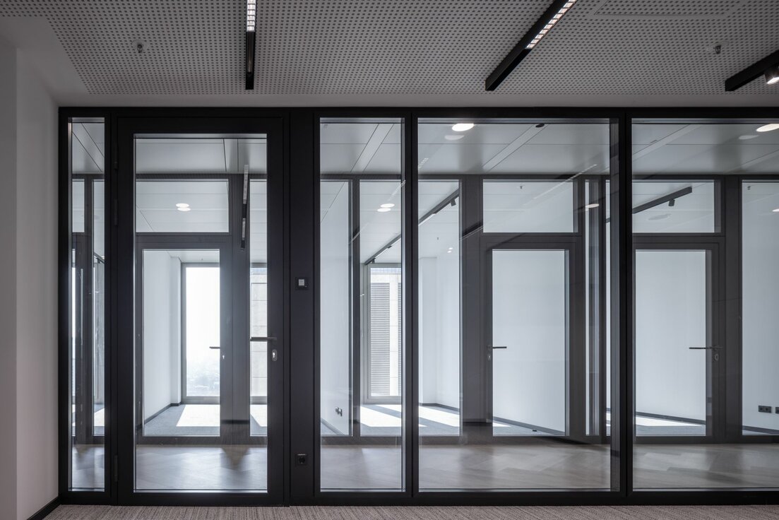 img-de-marienturm-etage-16-frankfurt-18 img-de-marienturm-etage-16-frankfurt-18