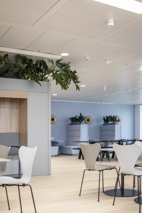 img-de-opernturm-frankfurt-06