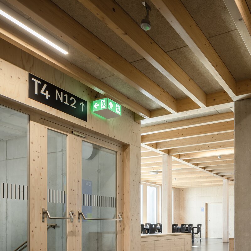 © © www.Lindner-Group.com © © www.Lindner-Group.com