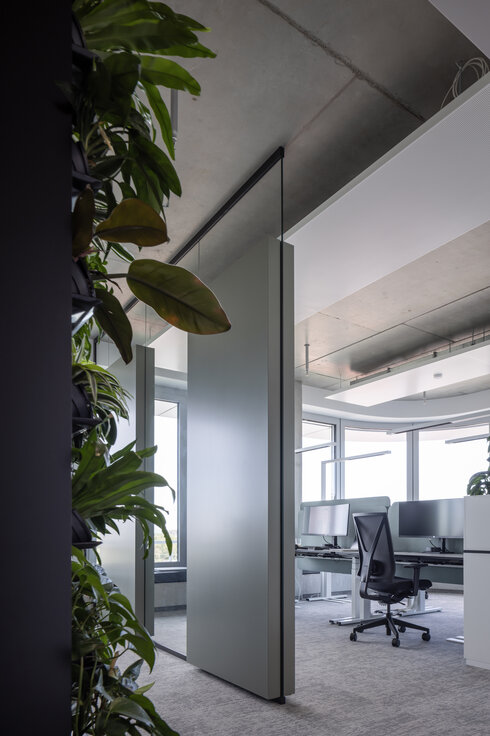 © © www.Lindner-Group.com © © www.Lindner-Group.com