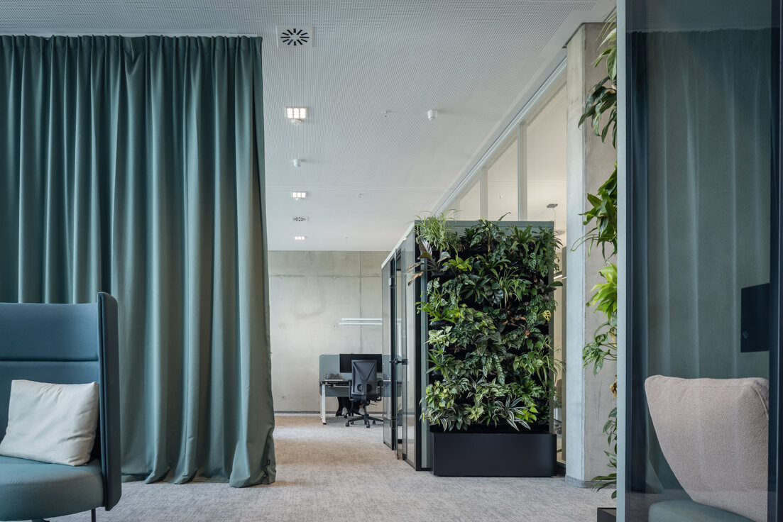 © © www.Lindner-Group.com