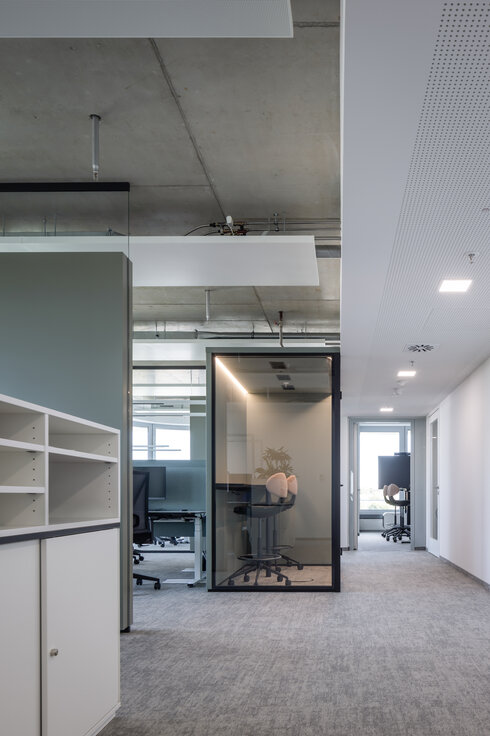 © © www.Lindner-Group.com © © www.Lindner-Group.com