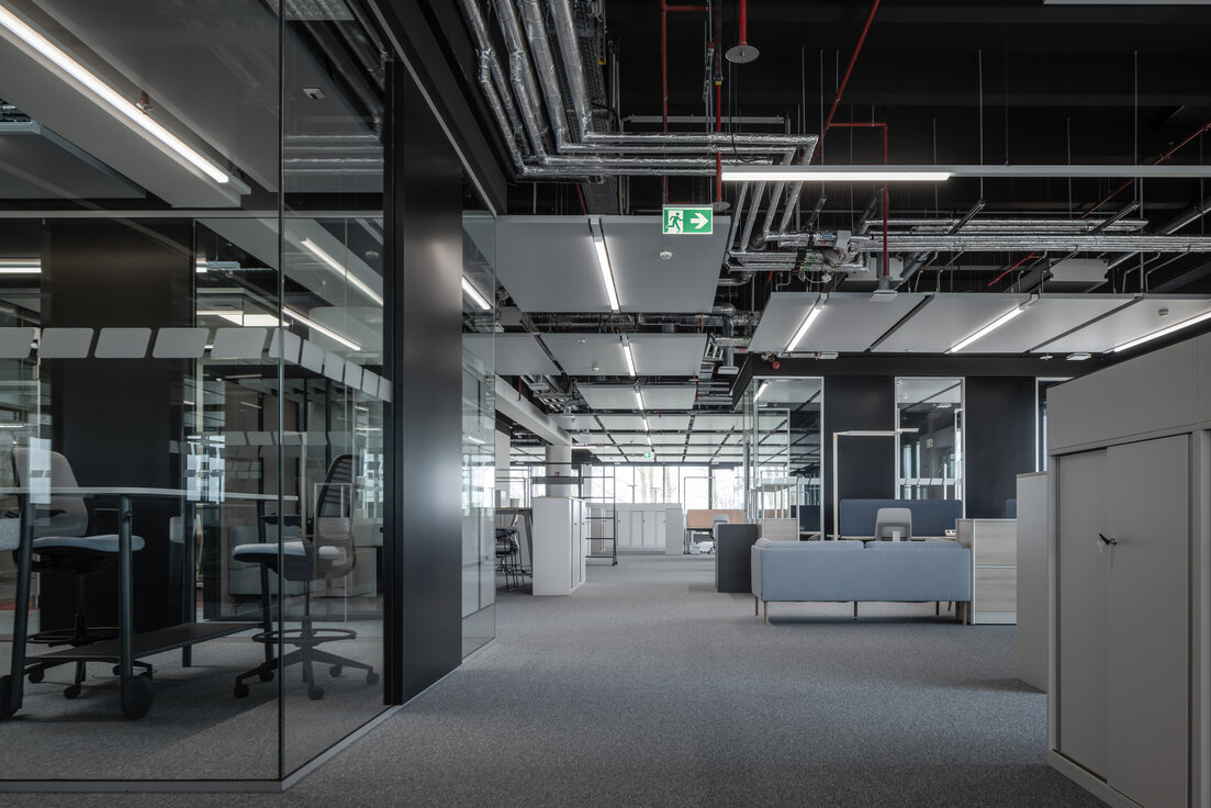 © © www.Lindner-Group.com © © www.Lindner-Group.com