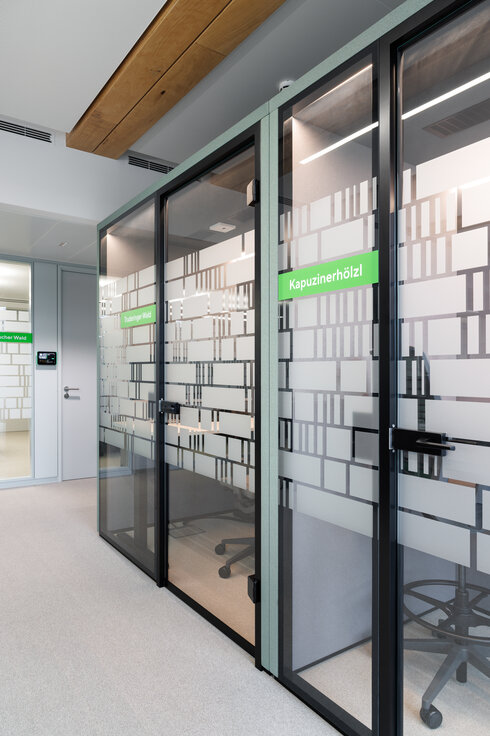 © © Nikolay Kazakov