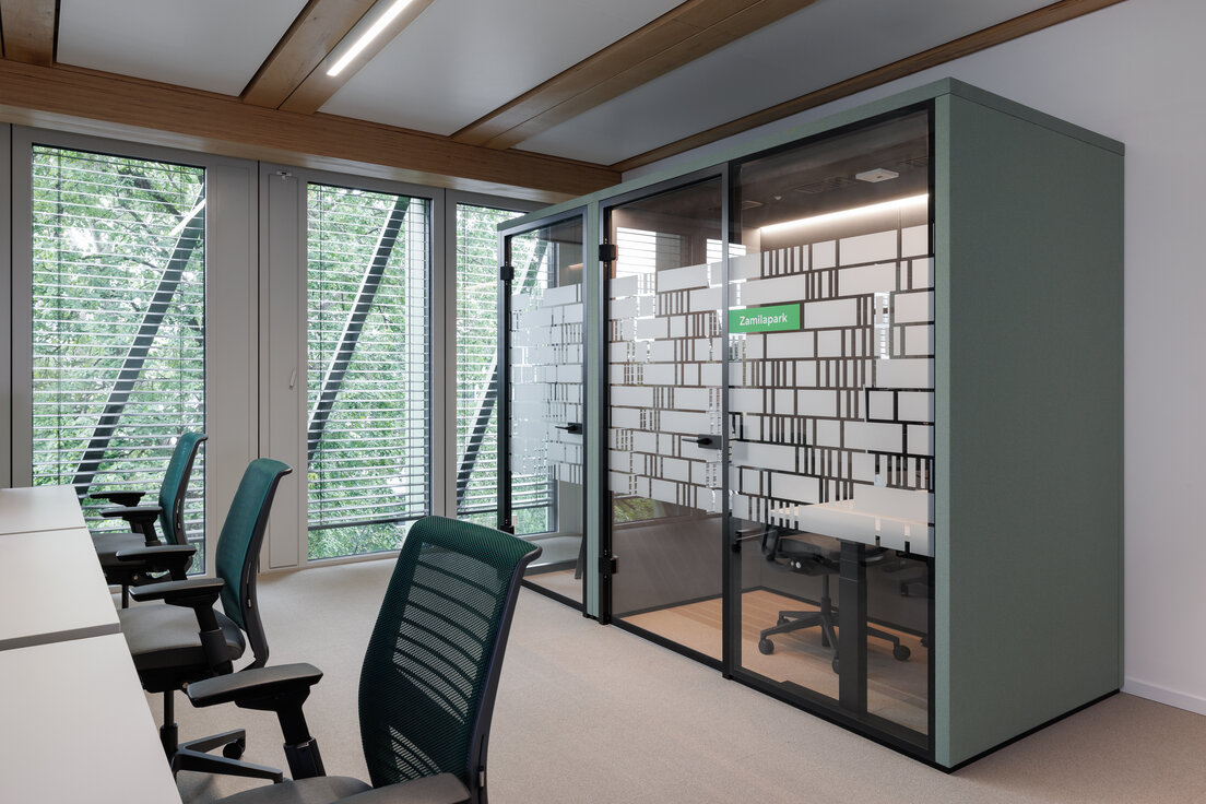 © © Nikolay Kazakov