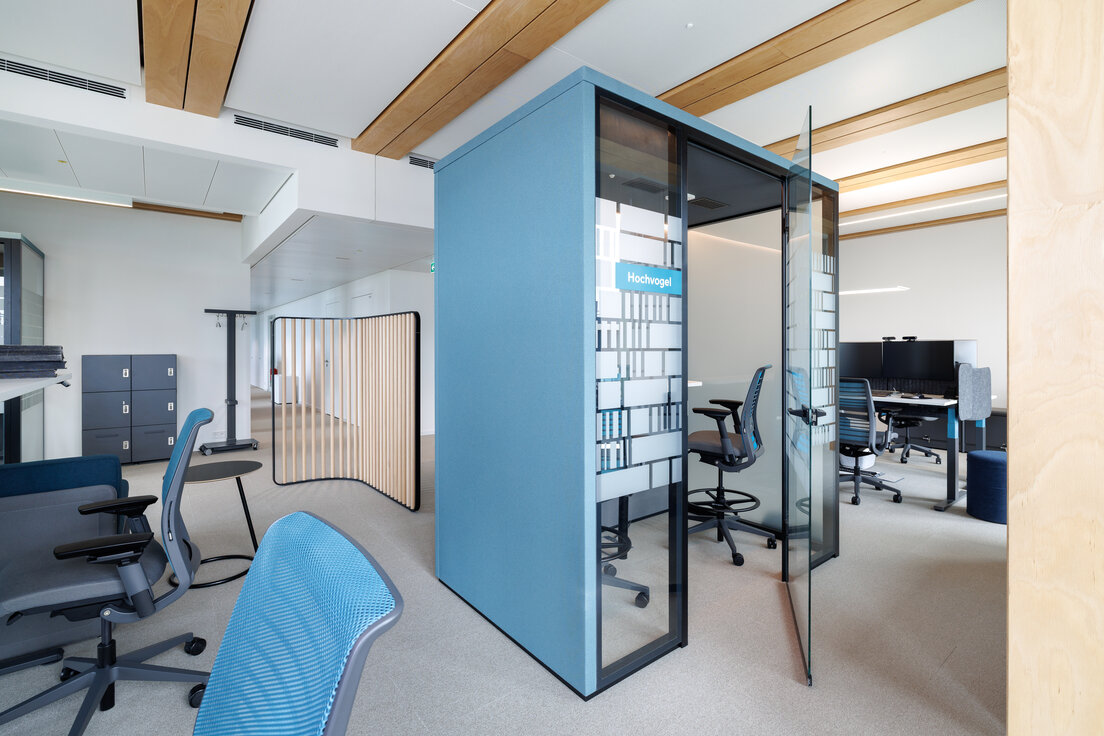 © © Nikolay Kazakov