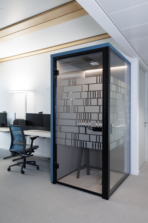 © © Nikolay Kazakov