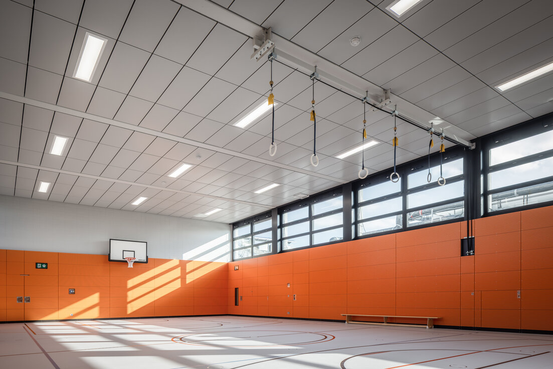 © © www.Lindner-Group.com © © www.Lindner-Group.com