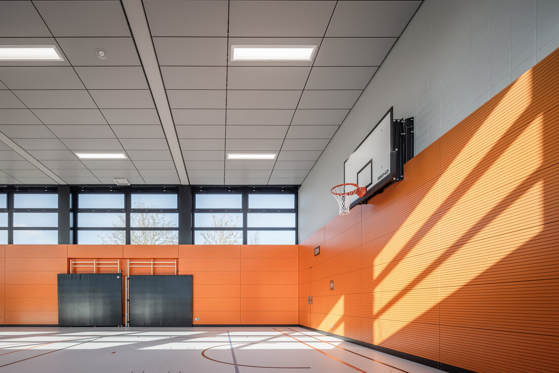 © © www.Lindner-Group.com © © www.Lindner-Group.com