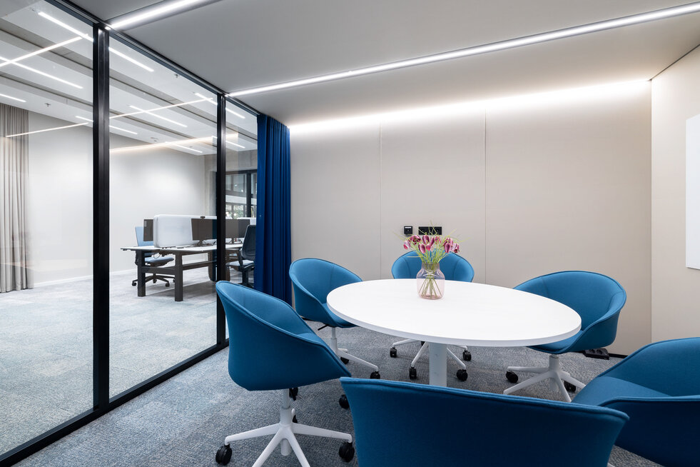 © © Nikolay Kasakov 