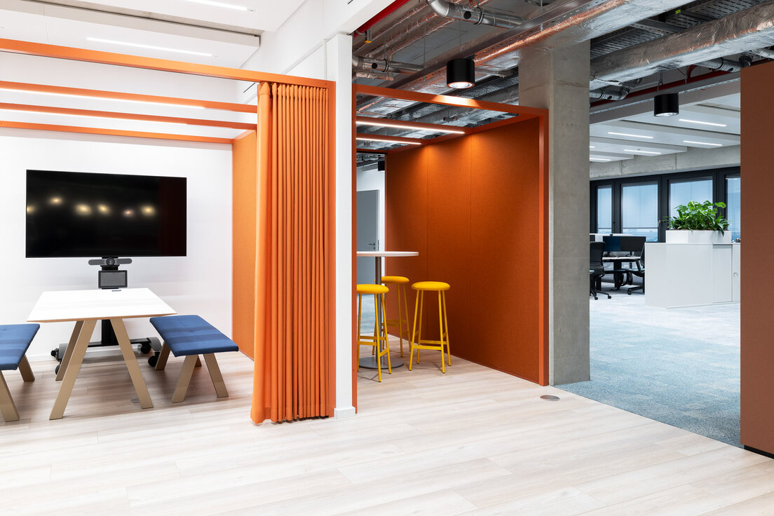 © © Nikolay Kasakov © © Nikolay Kasakov