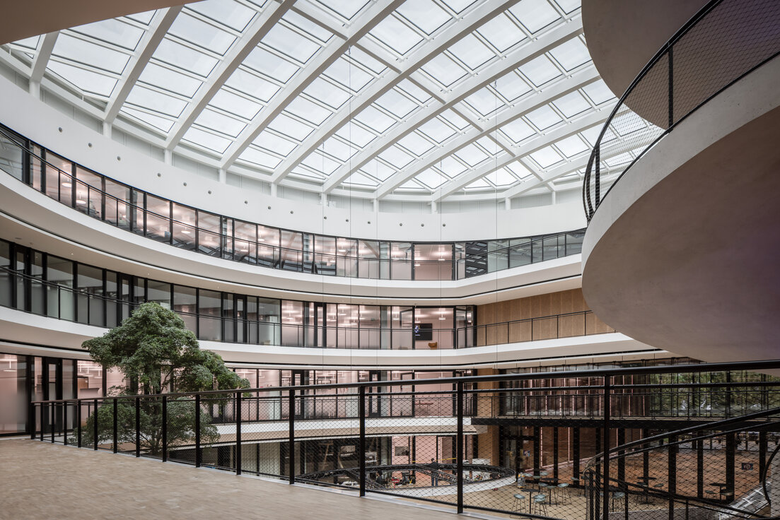 © © www.Lindner-Group.com