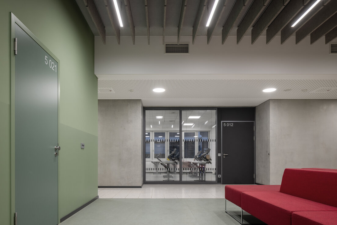 © © www.Lindner-Group.com © © www.Lindner-Group.com