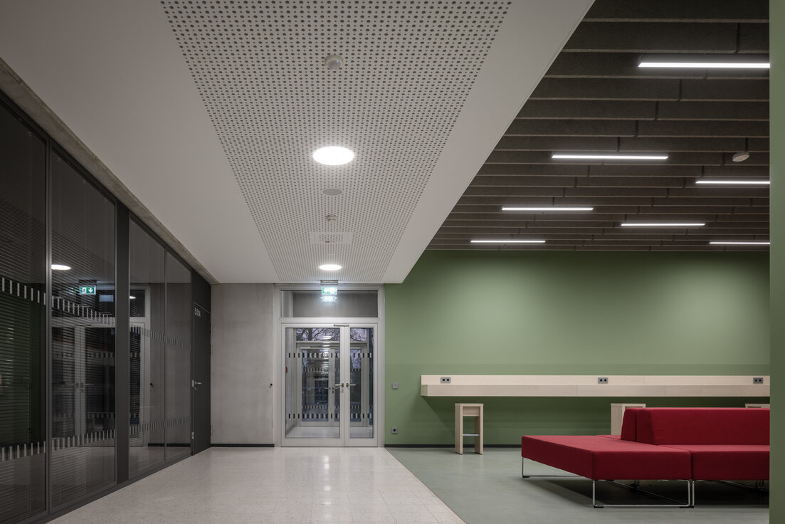 ©  © www.Lindner-Group.com