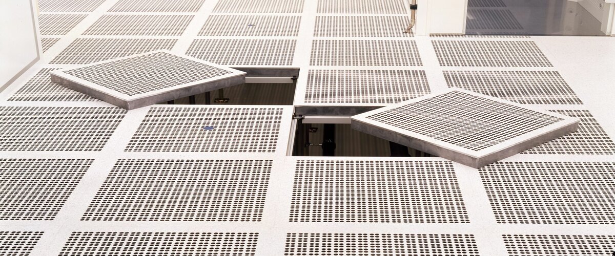 Clean Room Floor │ Raised floor Systems for Cleanrooms
